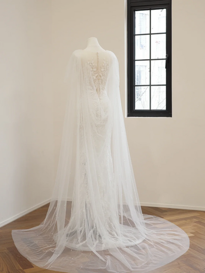White fitted sequined long ball gown/bridal dress R8503