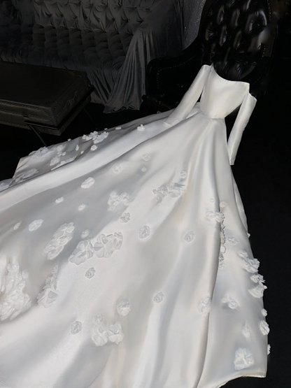 White off-the-shoulder fitted waist long ball gown/bridal dress R8725