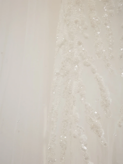 White fitted sequined long ball gown/bridal dress R8503