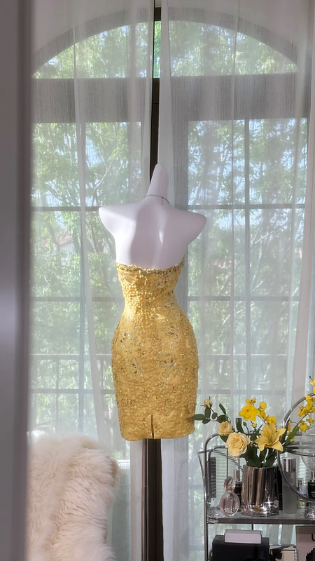 Yellow strapless fitted waist slim-fitting short ball gown R7663
