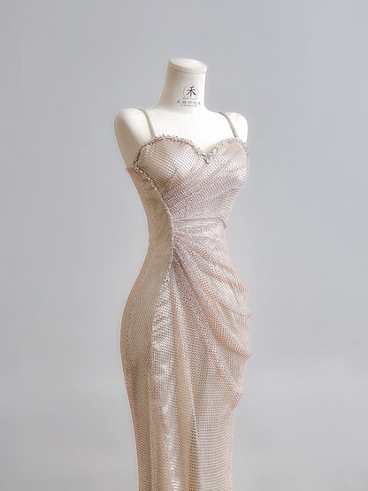 Light champagne-colored halter-neck fitted waist bodycon long ball gown R8185