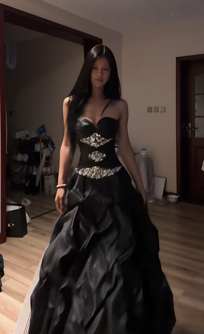 Black strapless fitted waist slim-fitting long ball gown with tulip skirt, elegant ball gown R8073