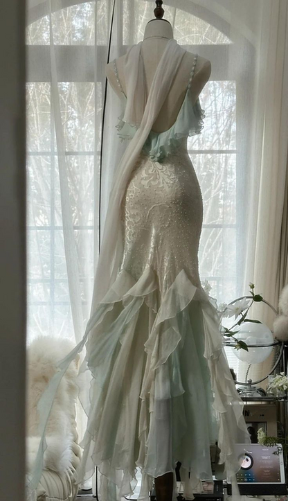 White fairy-like halter-neck fitted waist slim-fitting light green bodycon long ball gown R6550
