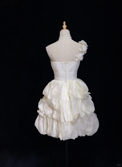 White one-shoulder design tube top waist pleated cake skirt short skirt homecoming dress R4979