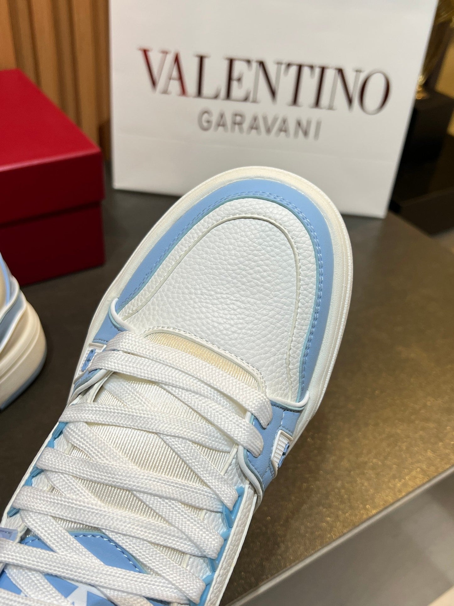 VT 25S Couple Sneakers White Light Blue Calfskin 563114
