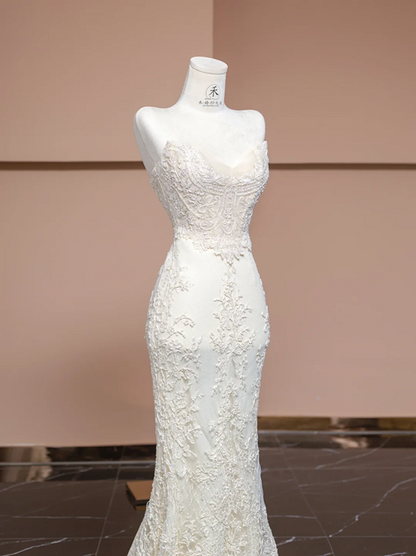 Off-white strapless, fitted, bodycon mermaid-style long gown, elegant ball gown, bridal dress R8330