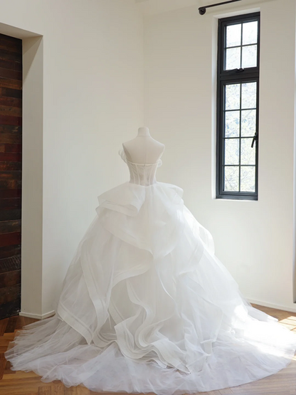 White strapless, fitted waist, full skirt, long ball gown, bridal dress R8508