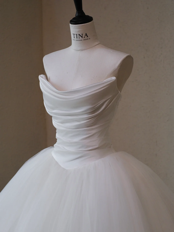 White Strapless Satin Pleated Waist Slim Fit Puffy Skirt Long Dress Bridal Gown R5720