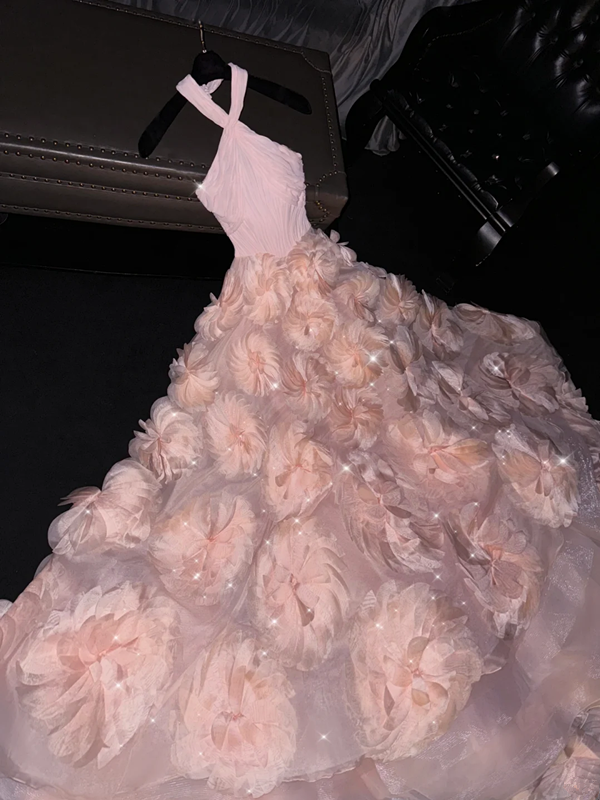 Light pink halter-neck fitted waist full-length ball gown, bridal dress R8793