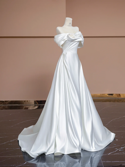 White off-the-shoulder fitted long elegant ball gown/bridal dress R8306