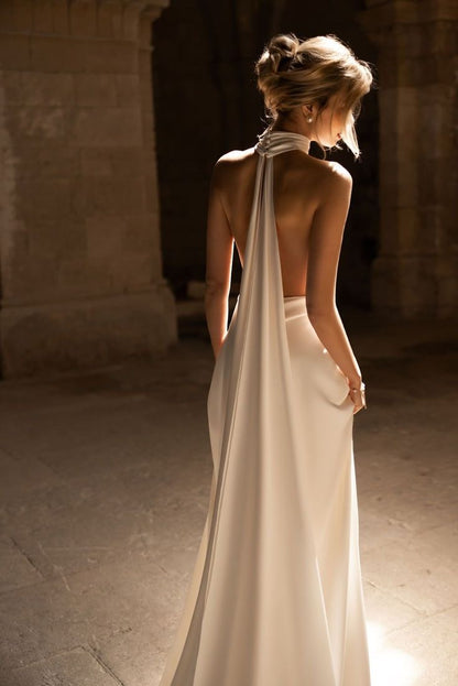 Simple Sexy Halter V-Neck Open Back With Train Long Wedding Dress      S6937