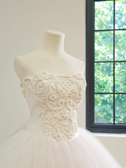 White strapless, fitted waist, full skirt, long ball gown, bridal dress R8478