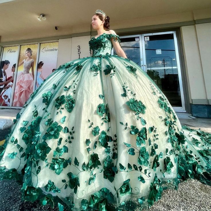 Green Quinceanera Dresses Off Shouder Beads Appliques Ball Gown Sweet 16 Dress