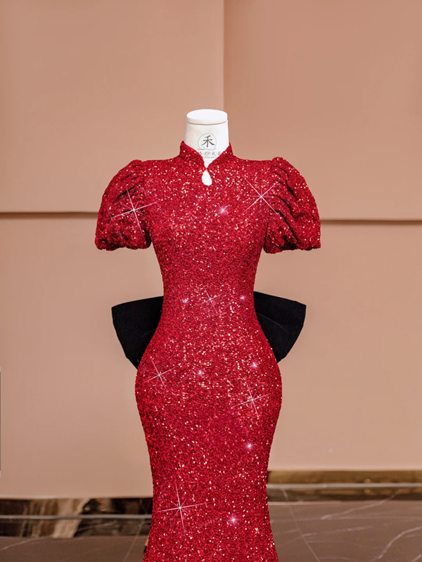 Red puff-sleeved, fitted waist, bodycon, sexy long ball gown/bridal dress R8392