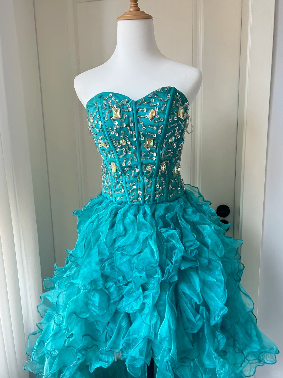 New Homecoming Dress Sweetheart Rinestone Cascade Hi-Lo Back to School Outfits Party Dress  D6485