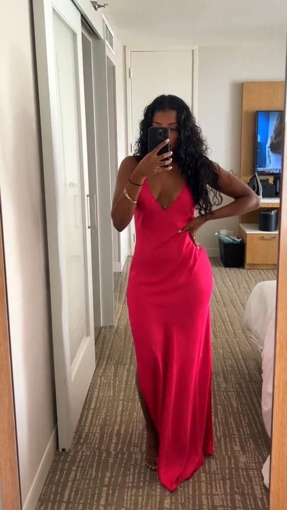 Sexy V neckline Sleeveless Prom Dress Evening Gown