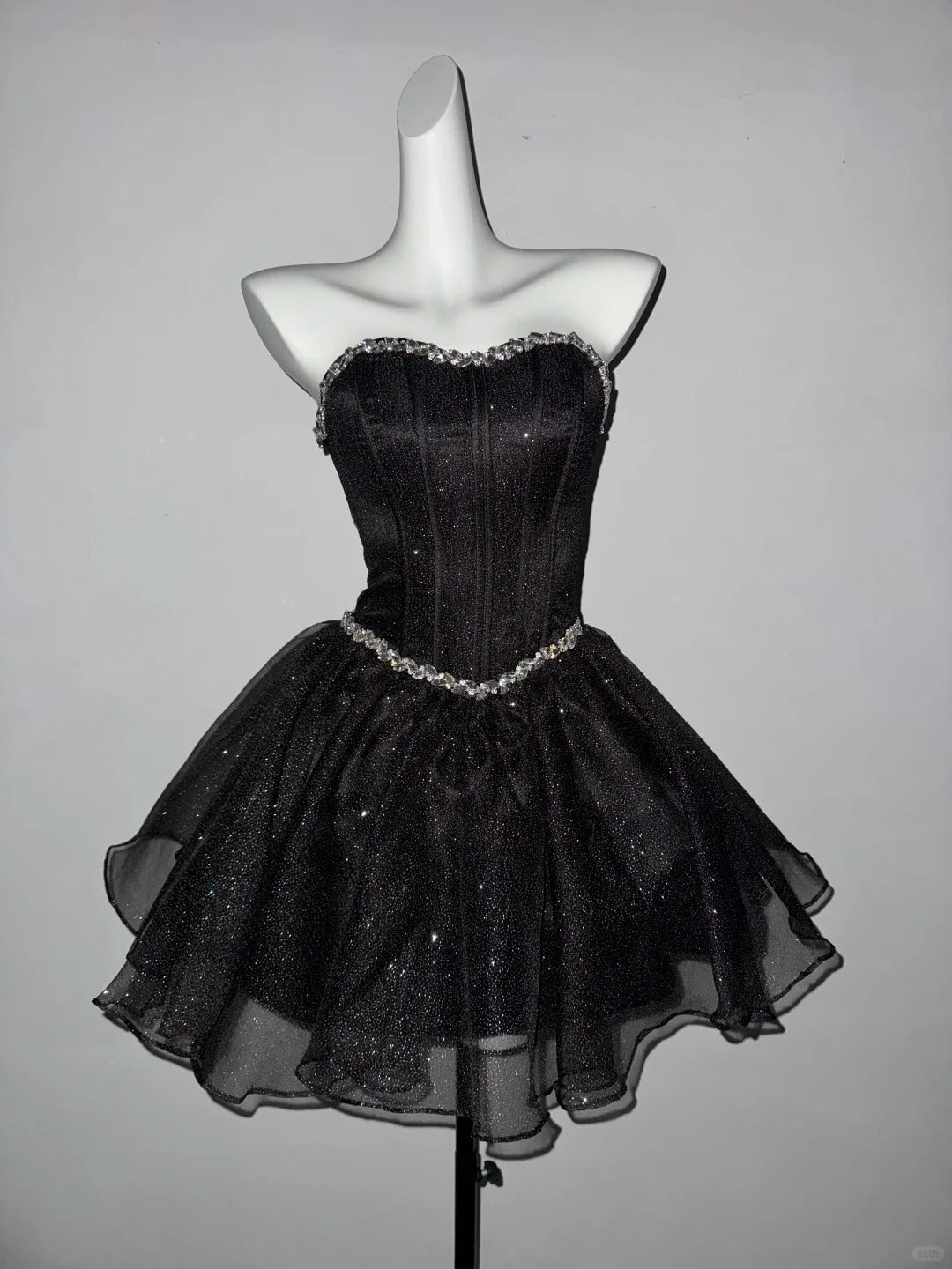 Elegant Homecoming Dress Sweetheart Rinestone Tulle Prom Dress Back to School Outfits Party Dress  D6134