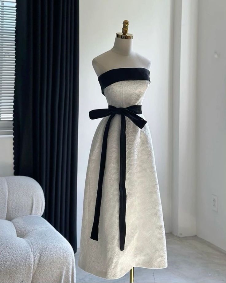 Strapless Elegant Evening Gowns Unique Prom Dress     S7226