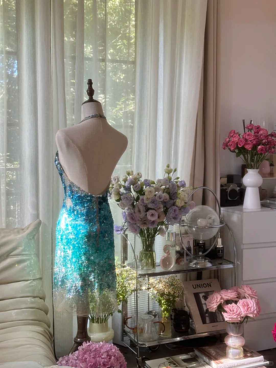 Shiny Homecoming Dress Halter Sequins Dress Back to School Outfits Party Dress  D6436
