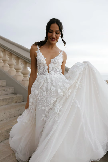A line lace wedding dresses for women,long beach dresses,classy dresses       S7105