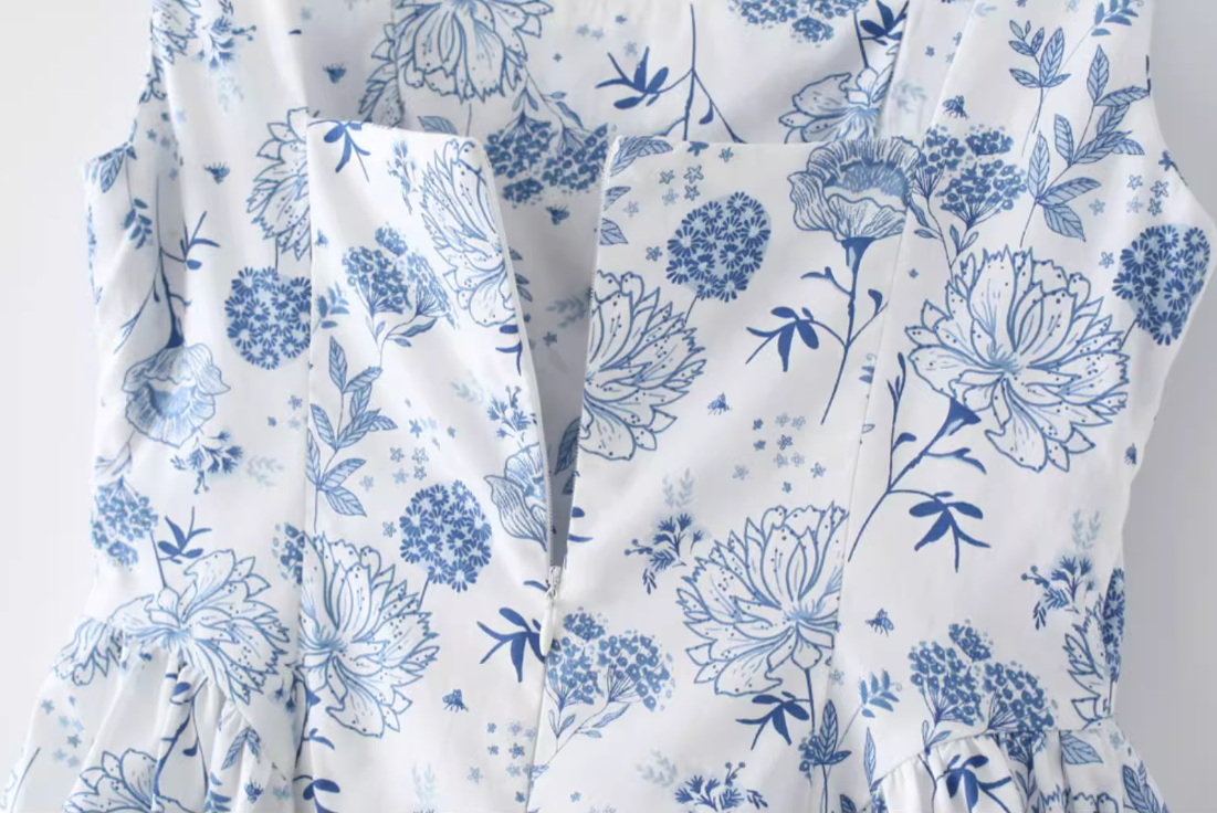 New antique style blue and white porcelain floral pattern niche slimming waist cinching suspender dress new R2878