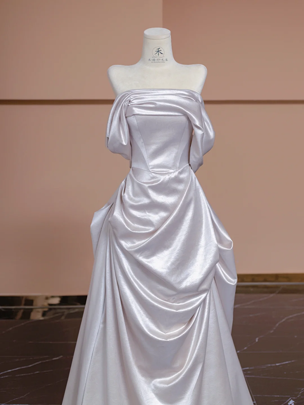 Silver-grey off-the-shoulder, high-end, fitted long elegant ball gown/bridal dress R8304