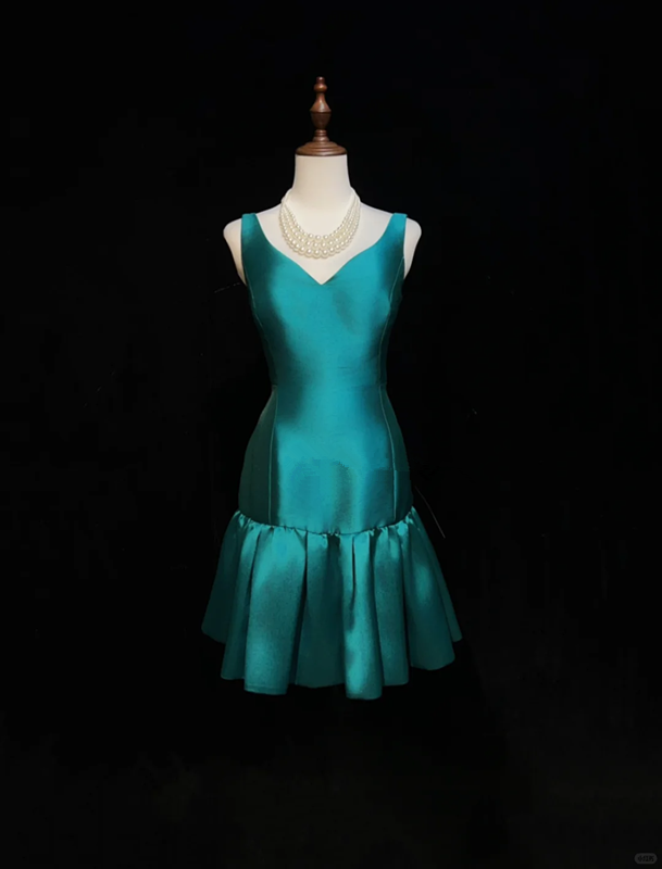 Lake blue deep V neckline waist slim fishtail skirt mid-length dress homecoming dress R4902