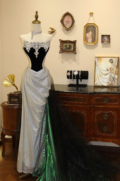 Silver-neck black bodice waist-cinching silver skirt sexy and elegant prom dress R7943