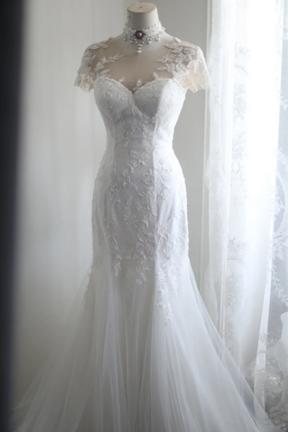 White lace neckline, fitted waist, bodycon long ball gown, bridal gown R6837