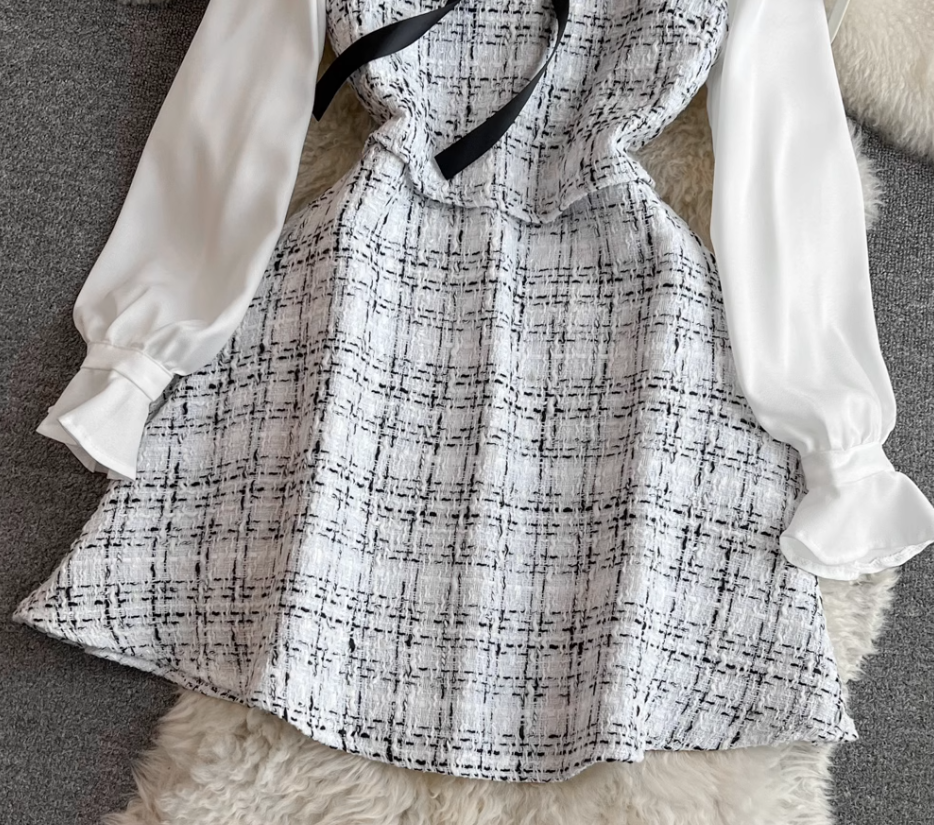 Little Chanel style celebrity temperament fake two-piece long-sleeved stand-up collar waist A-line coarse flower dress R0387