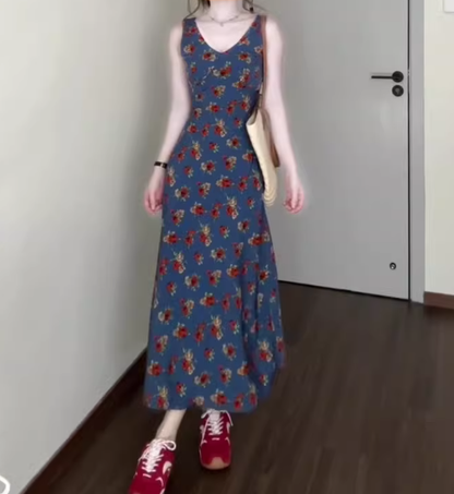 Retro V-neck floral suspender dress high-end waist temperament long skirt R0772