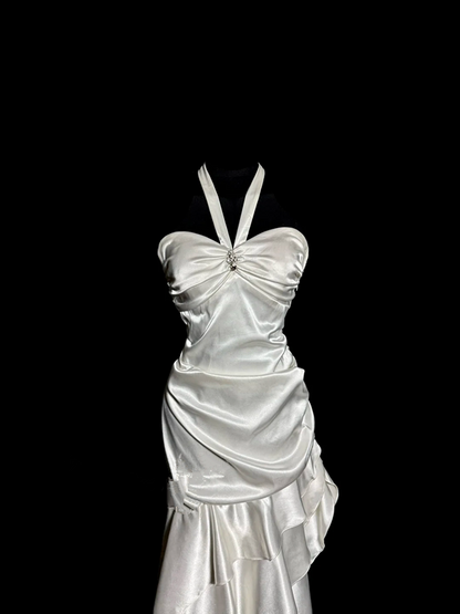 White halter-neck, fitted waist, pleated, irregularly shaped midi skirt ball gown R6682