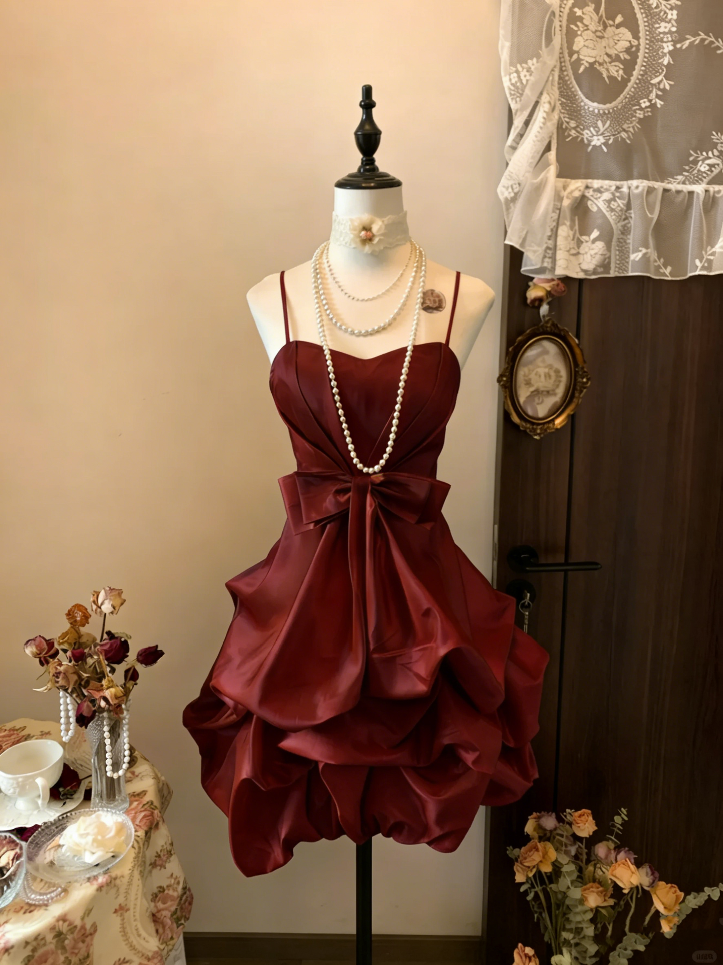 Vintage Yellow Spaghetti Straps Satin Pleated Short Prom Dress Formal Graduation Homecoming Dress D496