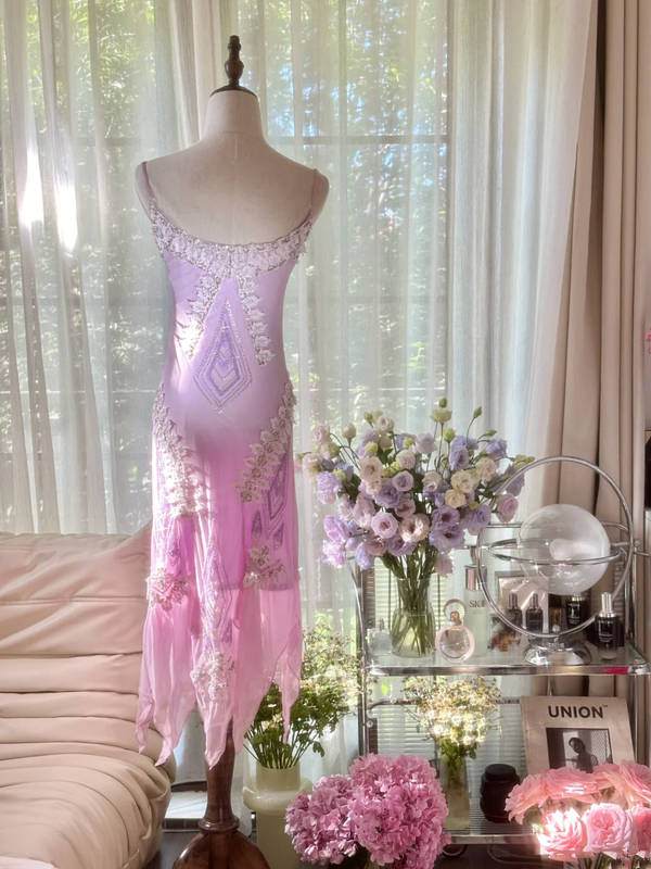 Light purple halter-neck fitted midi ball gown with an asymmetrical hem R7790