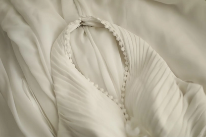 White fitted halter neck pleated sexy long ball gown R6802