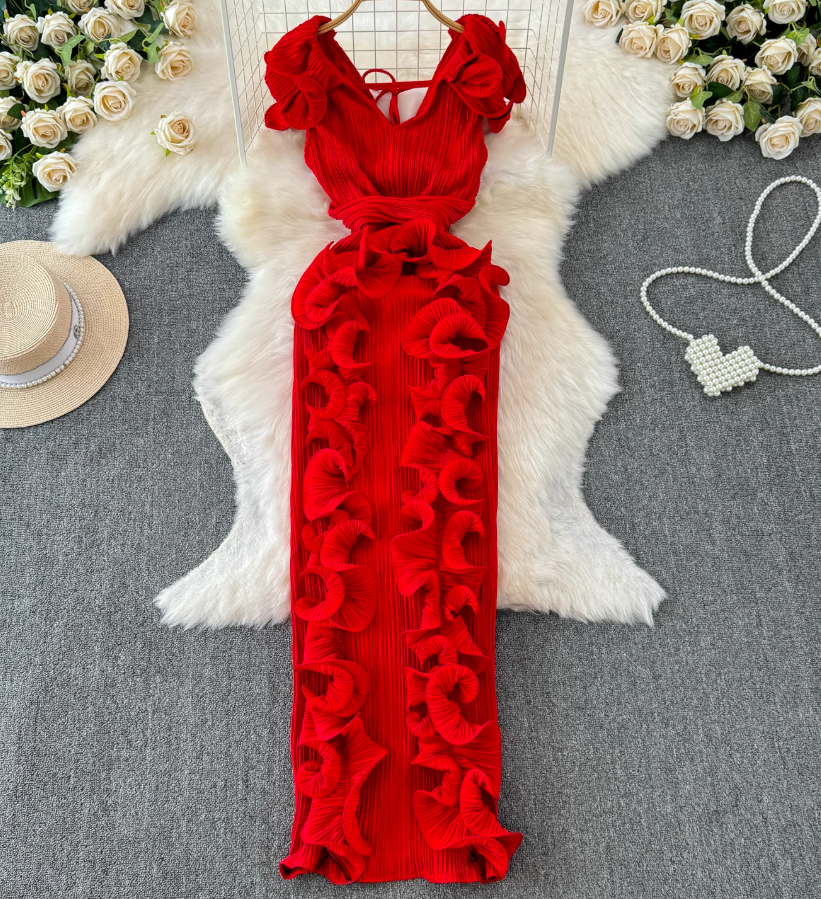 Banquet high-end dress light luxury niche pleated three-dimensional ruffled slim temperament dress R0349