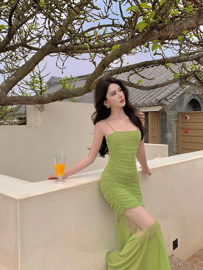 Green suspender dress, elegant waist, slim fit, hip skirt R0535