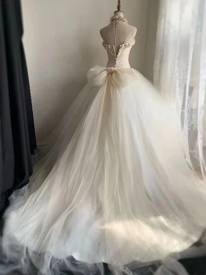 Tea-colored strapless waist-cinching ruched white ballgown long prom dress R7950
