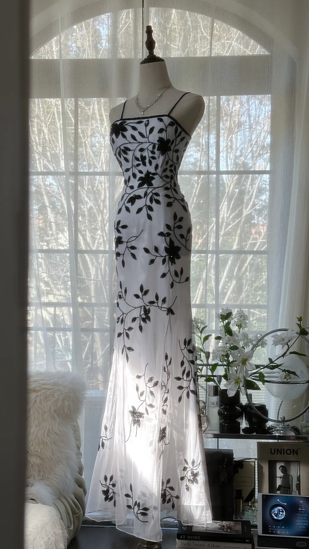 White Spaghetti Straps Mermaid Beaded Vintage Long Evening Party Dresses, D1073