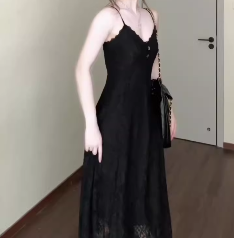 Retro v-neck hollow suspender dress niche waist temperament long skirt R0679