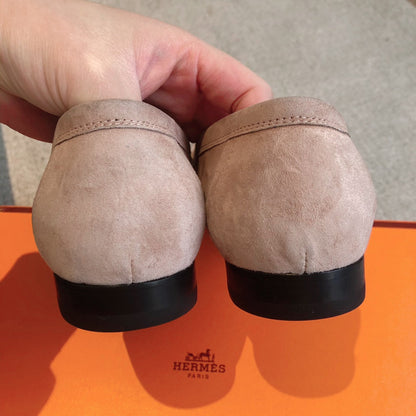 Paris Loafer Peach Suede Calfskin With Signature Buckle 509351