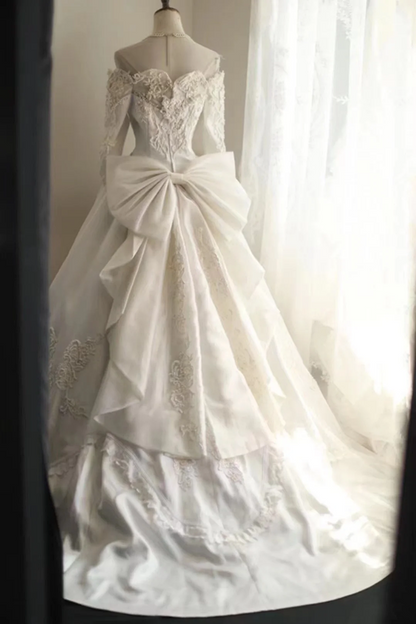 White off-the-shoulder lace waist-cinching slim-fit ballgown long prom dress R7951