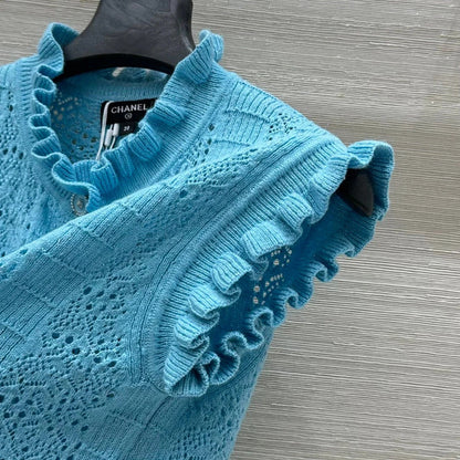 CHANEL SLEEVELESS TOP STYLE 73