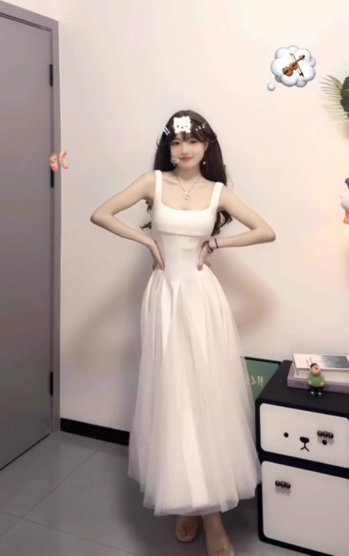 White suspender dress gentle temperament high-end dress waist A-line princess dress R0458