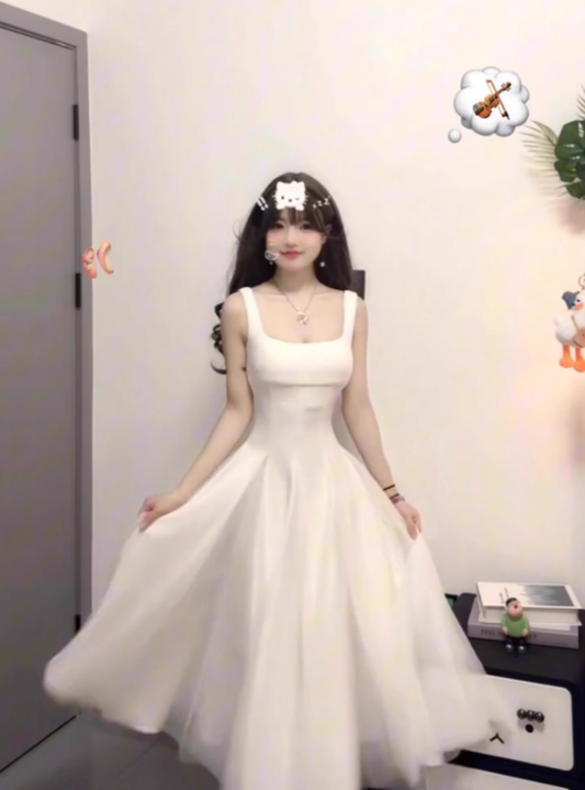 White suspender dress gentle temperament high-end dress waist A-line princess dress R0458