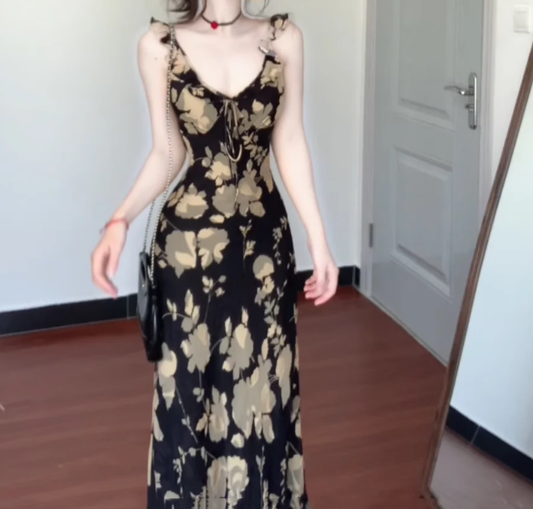 Retro floral suspender dress gentle temperament waist slim hip skirt R0649
