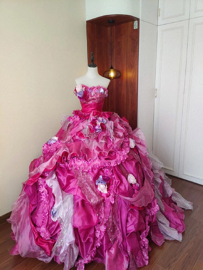 Charming Prom Dress Strapless Pleated Ruffle Evening Dress Quinceanera Dress Ball Gown      D4649