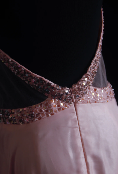 Gorgeous Pink Halter V Neck Satin Beaded Mermaid Long Party Dress Backless Evening Dress D1998
