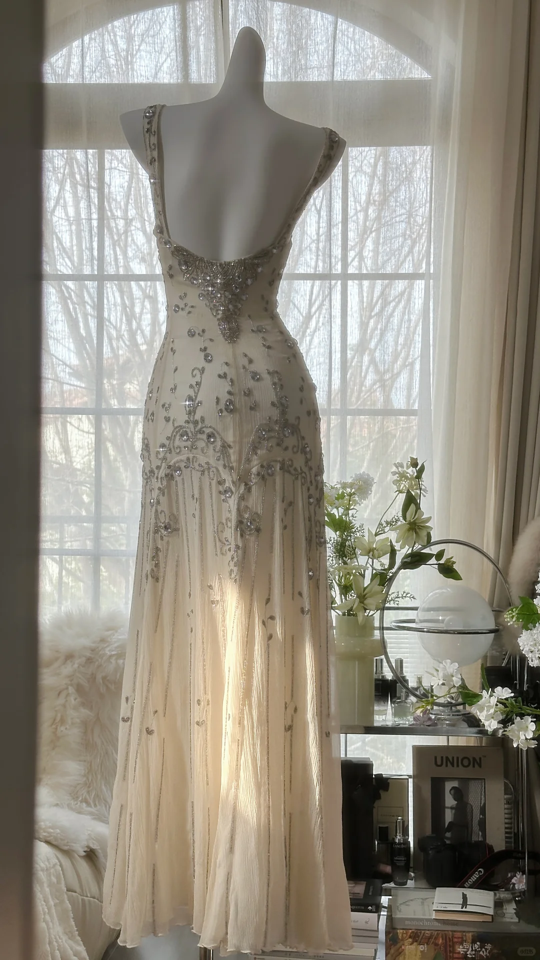 Elegant Ivory Straps Sheath Chiffon Beaded Vintage Long Evening Party Dresses, D1074
