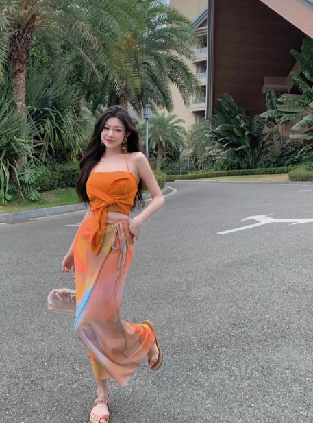 Travel high-end wear holiday style suit female seaside photo sexy two-piece suit R0237